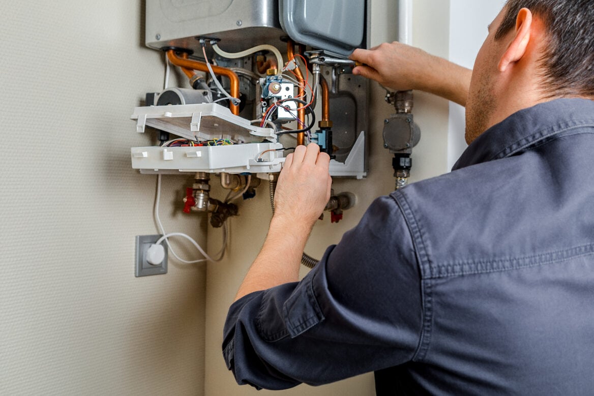Gas Home Boiler Servicing By Qualified Gas Safe Plumber